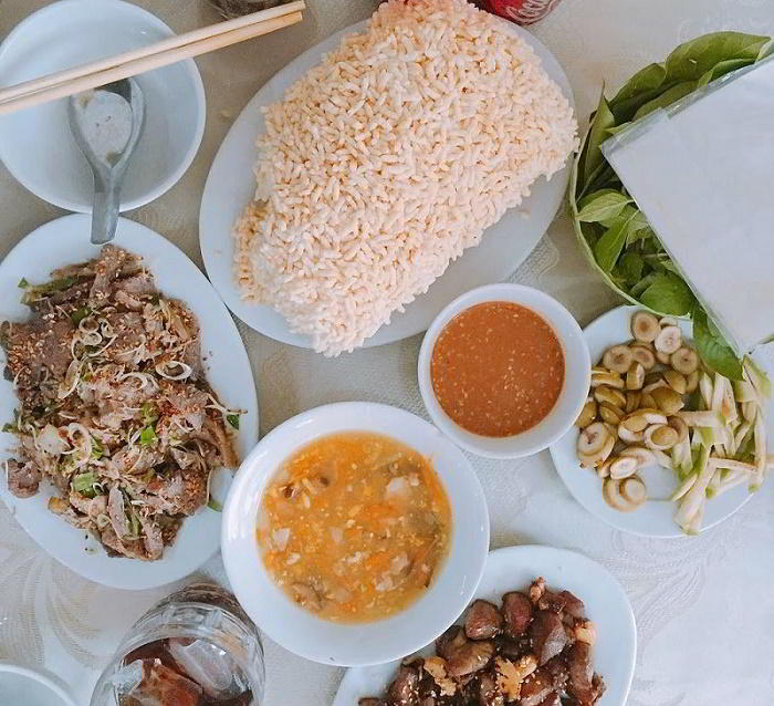 com-chay-thit-de-ninh-binh