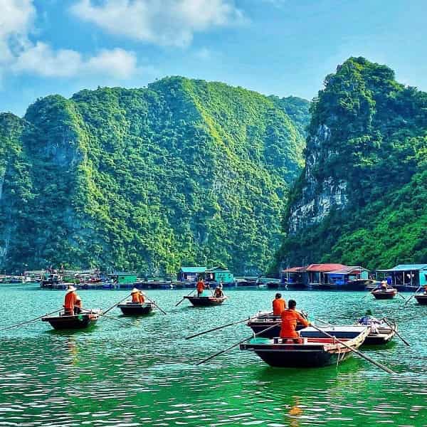 cua-van-quang-ninh-min