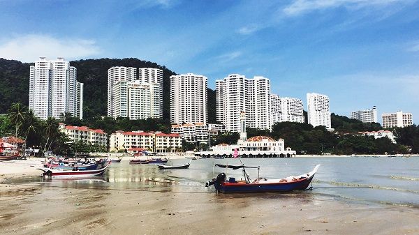 bien-tanjung-bungah