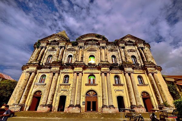 taal-basilica