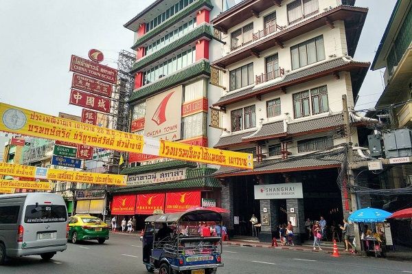 khach-san-khu-chinatown-bangkok