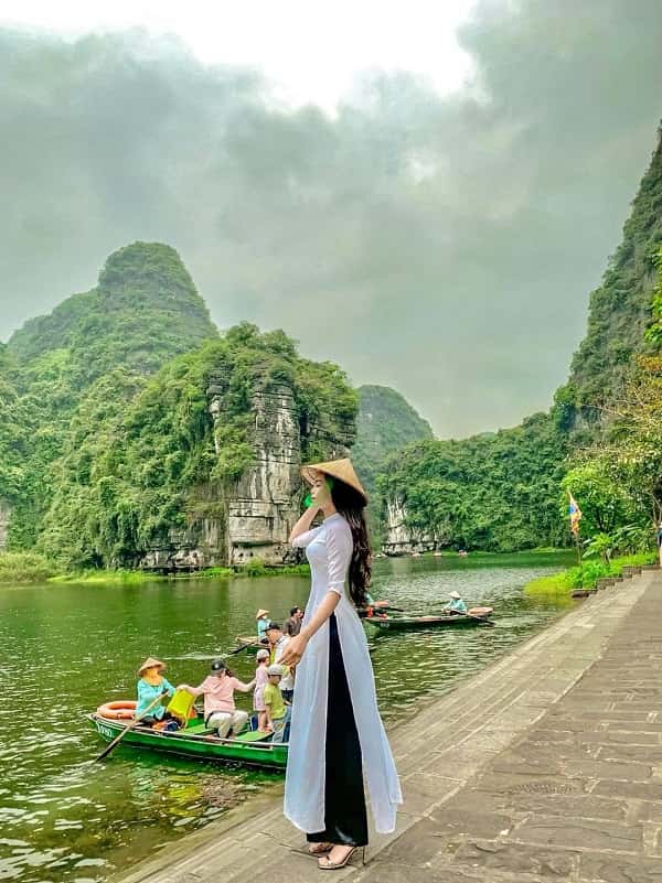 trang-an-ninh-binh-dep-min