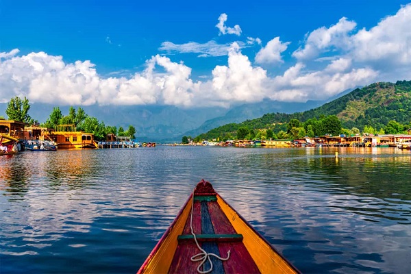 Mùa hè này, lên kế hoạch khám phá hồ Dal ở Kashmir (Ấn Độ)