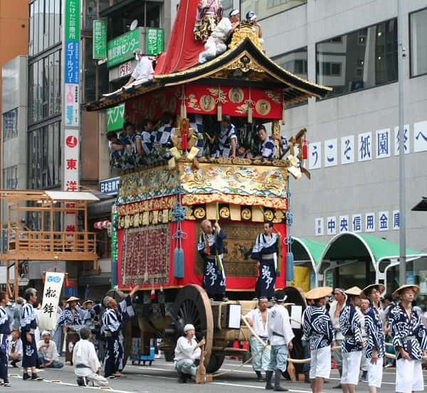 le-hoi-Tenjin-osaka-min