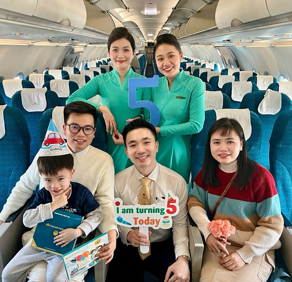 Tham khảo ngay loạt vé máy bay nội địa giá tốt được Vietnam Airlines mở bán trong tháng 08 – 09/2024