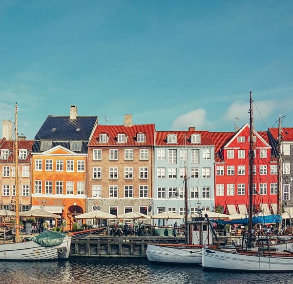 kenh-dao-Nyhavn-min