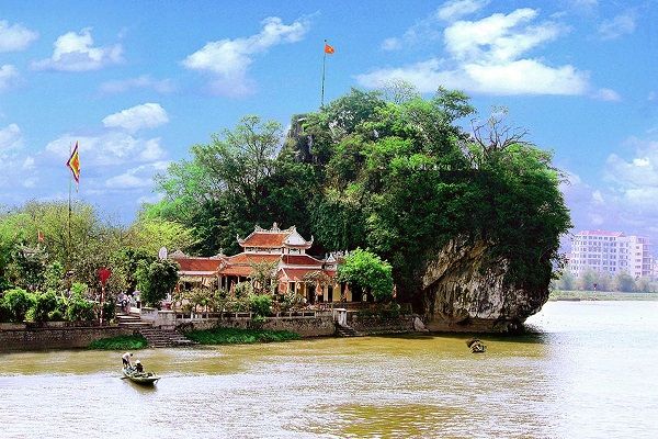 chua-non-nuoc-ninh-binh