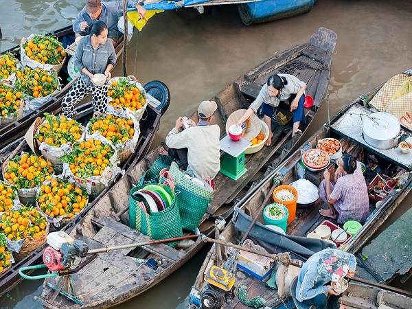 cho-noi-cai-rang-ngay-tet-2025