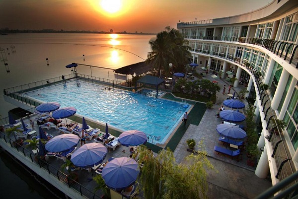 the-hanoi-club-hotel