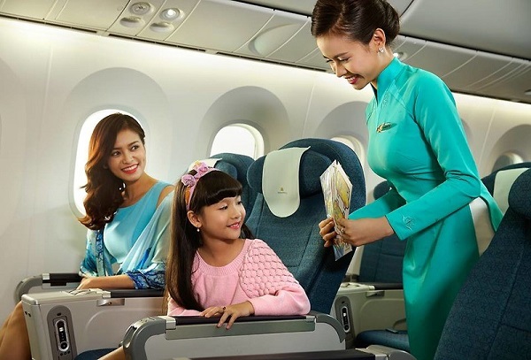 Vietnam Airlines cung cấp dịch vụ đặc biệt nào cho hành khách là trẻ em?