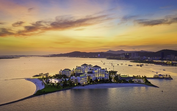 Tham khảo kinh nghiệm du lịch biển Trà Cổ (Móng Cái, Quảng Ninh) cho chuyến vi vu hè này!