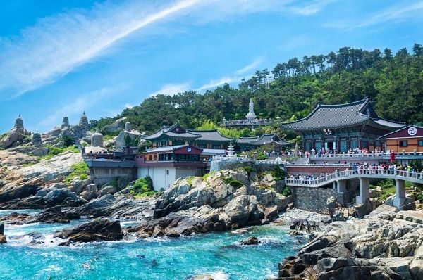 den-yonggungsa-busan