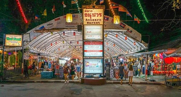 chiang-mai-night-bazaar