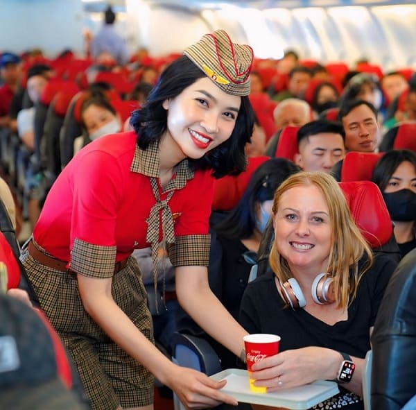 Đặt vé hạng Eco của Vietjet Air có đổi, trả được không?