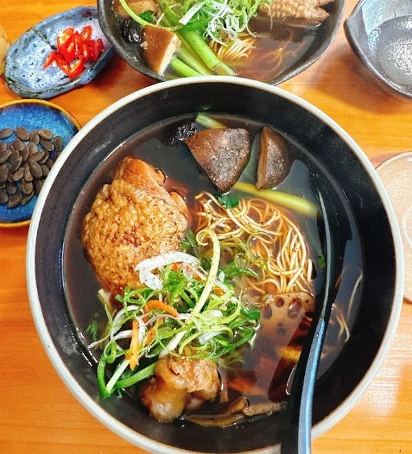 mi-vit-tiem-thao-moc