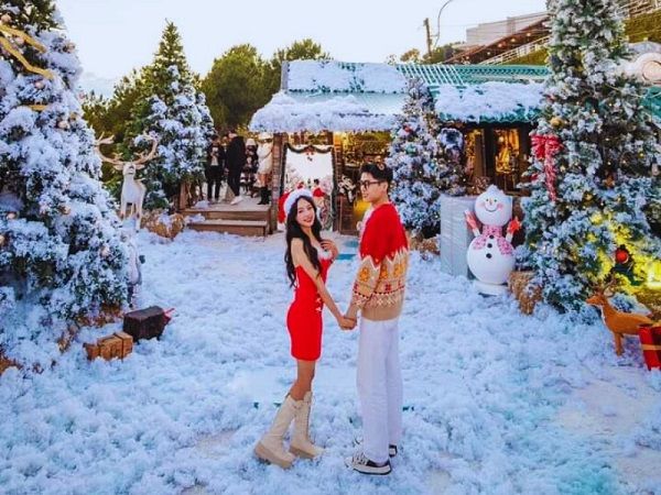 Trải nghiệm đón Giáng sinh ở Đà Lạt: Huyền ảo và lãng mạn