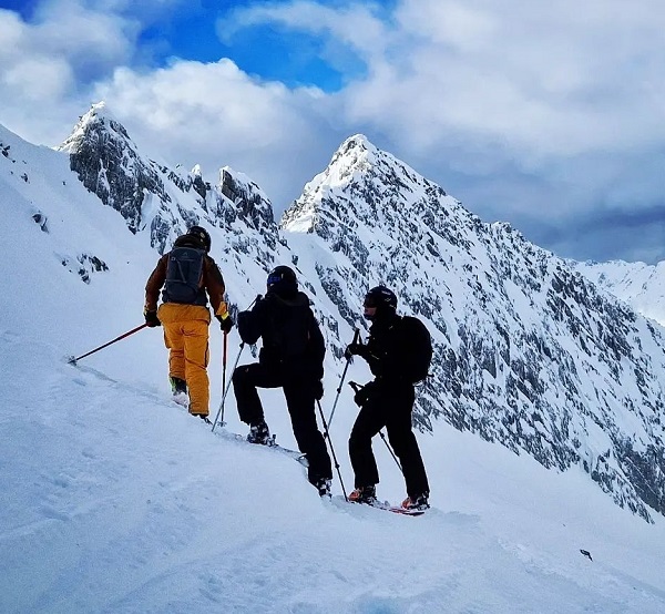 Du lịch, ghỉ dưỡng mùa đông tại Chamonix thuộc miền Đông nước Pháp