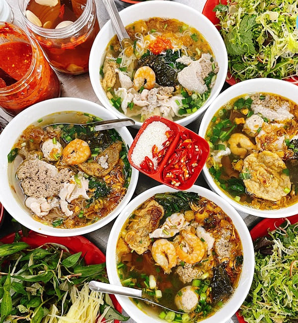 Một vòng ẩm thực Hải Phòng - chuẩn phong cách của người bản địa