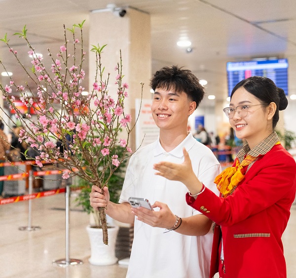 Vietjet Air vận chuyển mai, đào Tết Nguyên đán 2026 