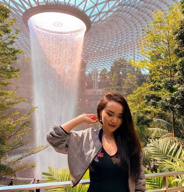 VNA-tang-chuyen-ban-ve-gia-tot-ha-noi-sing-2