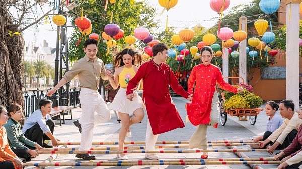 Du xuân ở phố biển Đà Nẵng: Những trải nghiệm đặc sắc