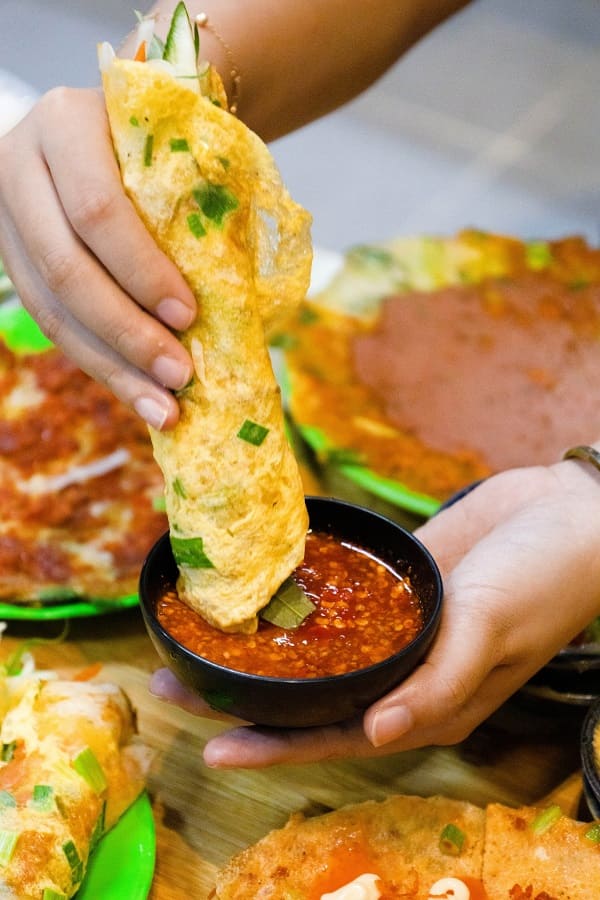 Food tour Huế theo lịch trình của người bản địa