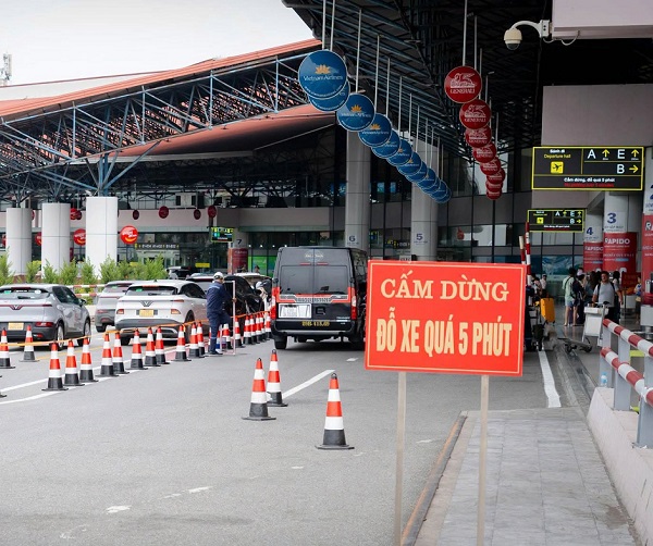  Sân bay Nội Bài áp dụng phương án phân luồng giao thông mới – Hành khách cập nhật ngay!