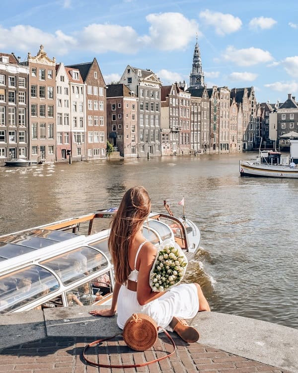 bay-viet-nam-Amsterdam-cung-vna-1