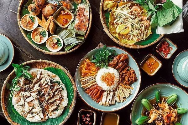 Du lịch xứ Huế mùa thu nên thưởng thức món ăn gì?